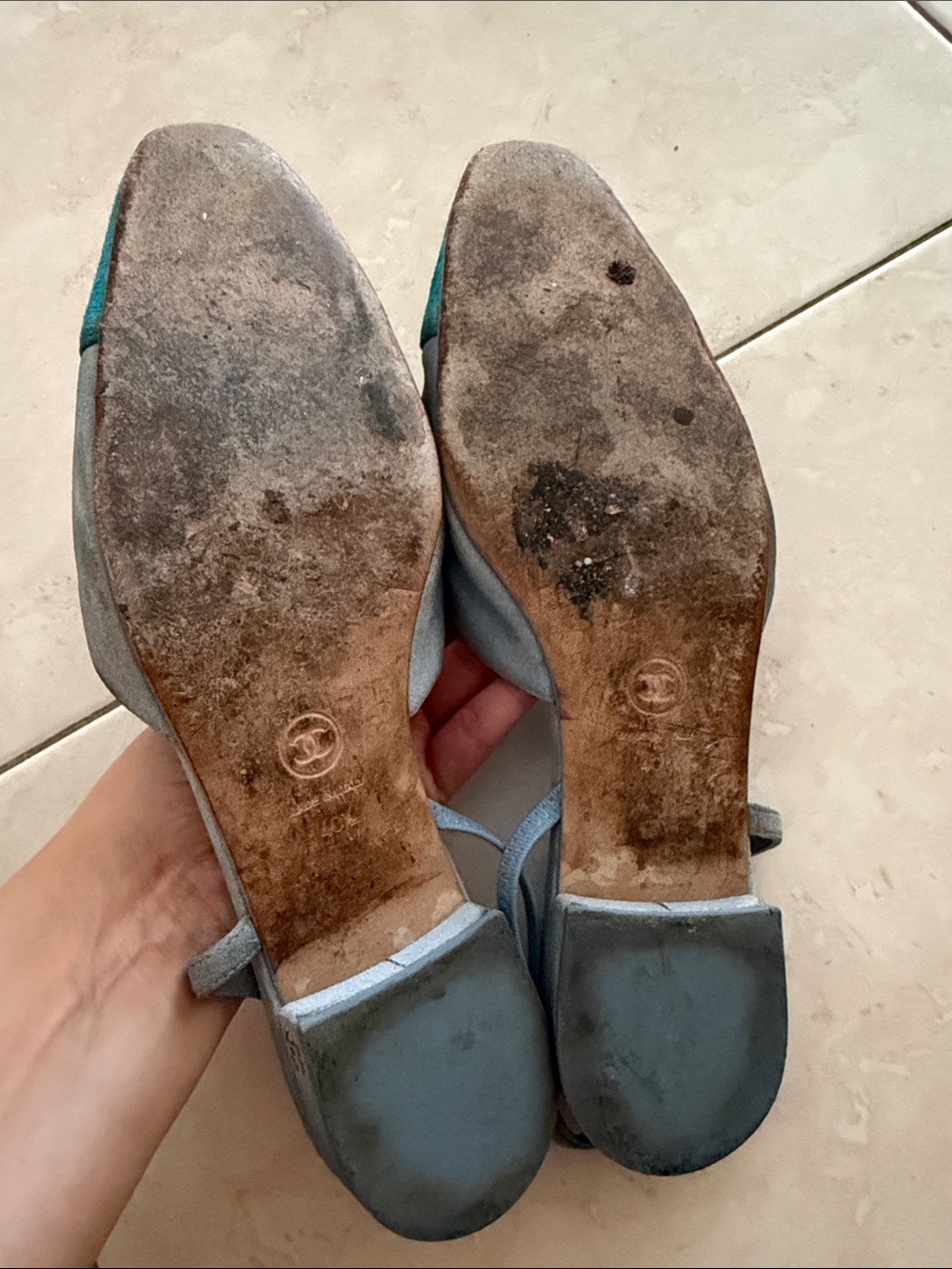 Chanel Suede Slingback Flats with Teal Toe Cap - Picture 3 of 4